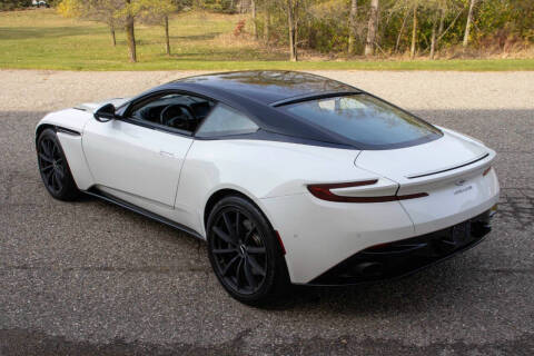 2019 Aston Martin DB11 AMR