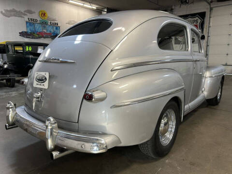 1947 Ford Super Deluxe
