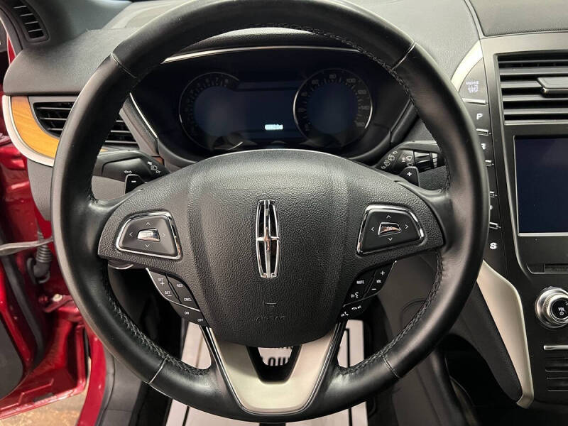 2019 Lincoln MKC Select