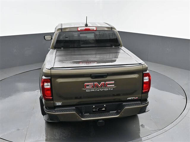 2024 GMC Canyon AT4