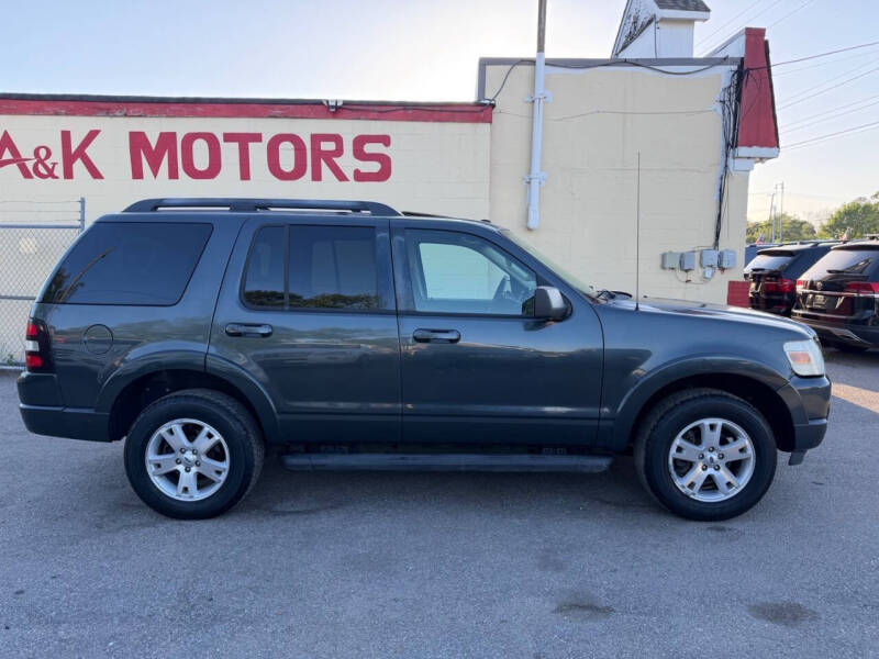 2010 Ford Explorer XLT
