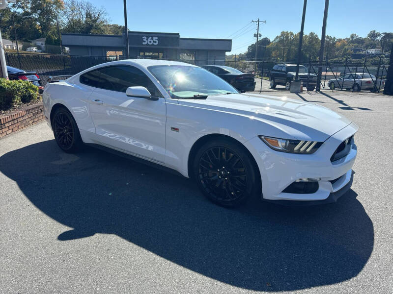 2017 Ford Mustang GT