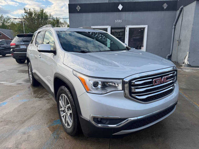 2017 GMC Acadia SLE-2