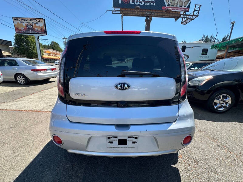 2017 Kia Soul +