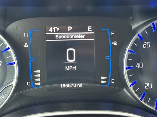 2017 Chrysler Pacifica Touring-L