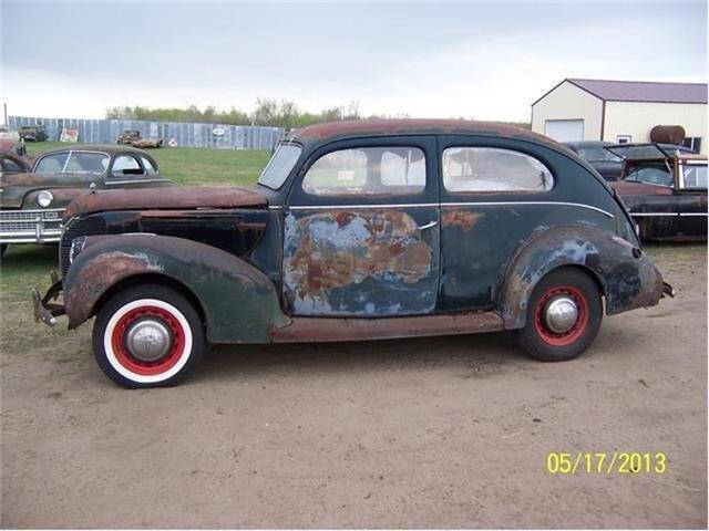 1938 Ford Deluxe