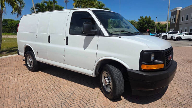 2017 GMC Savana 2500