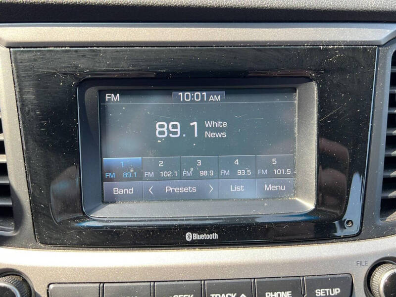 2020 Hyundai Accent SE