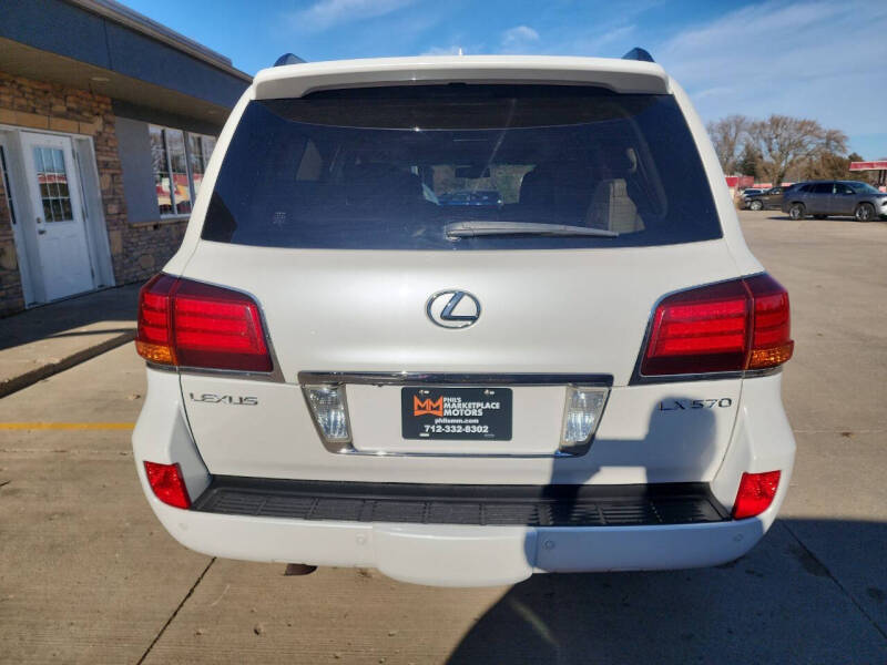 2010 Lexus LX 570