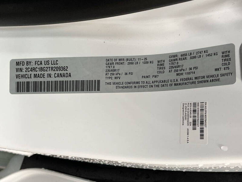 2026 Chrysler Pacifica Select