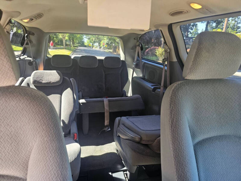 2005 Dodge Grand Caravan