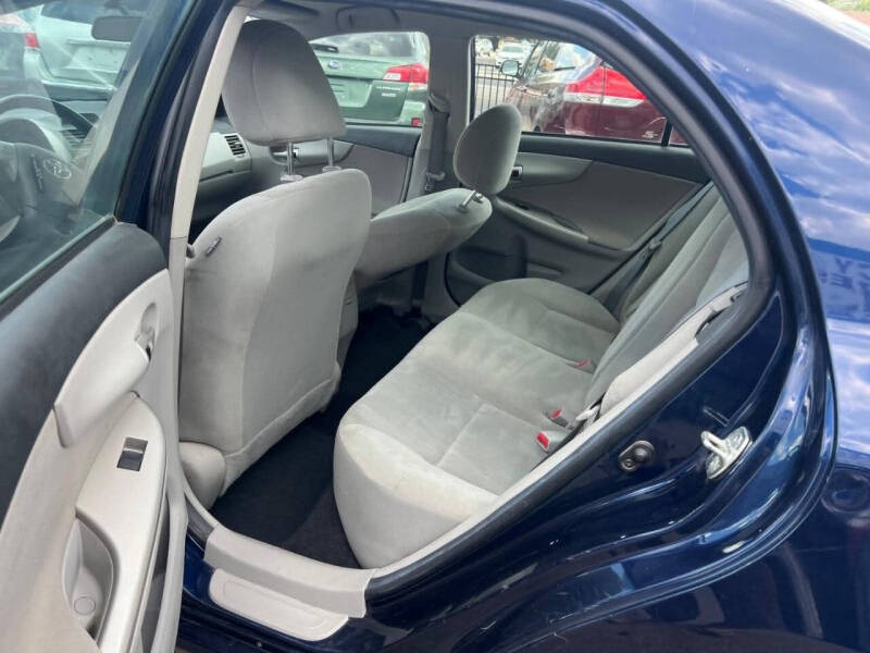 2012 Toyota Corolla LE