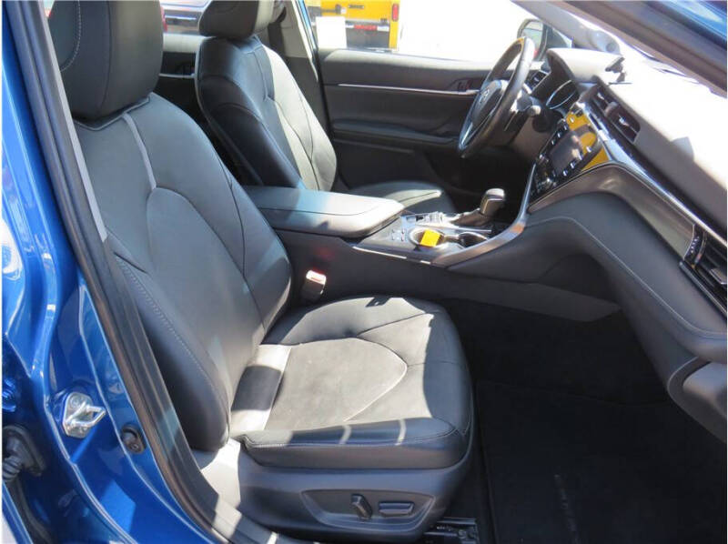 2020 Toyota Camry XSE