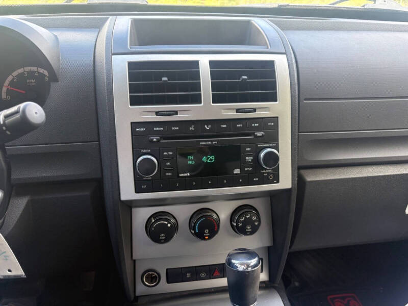 2008 Dodge Nitro SXT