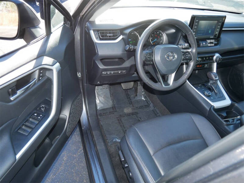 2021 Toyota RAV4 Hybrid XLE Premium