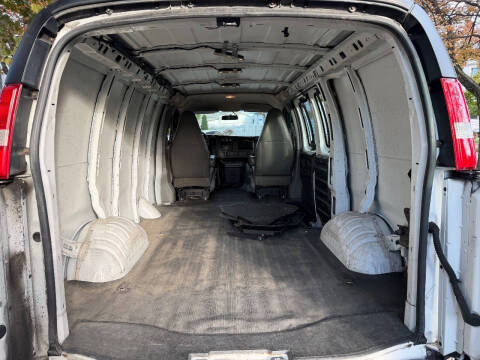 2019 Chevrolet Express 2500