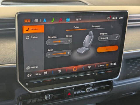 2025 Volkswagen ID. Buzz Pro S Plus