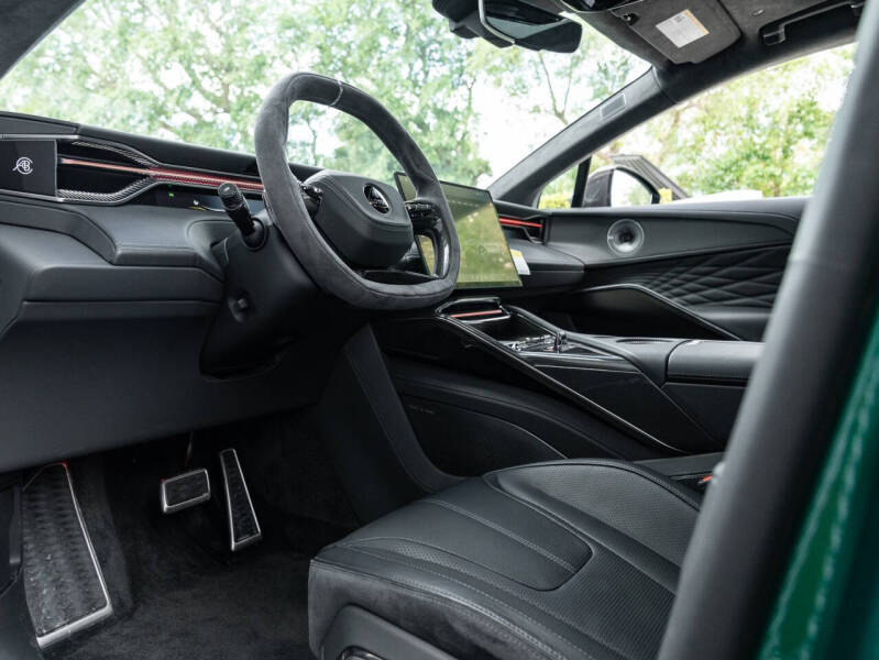 2025 Lotus Eletre Carbon