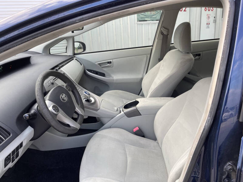 2012 Toyota Prius Two