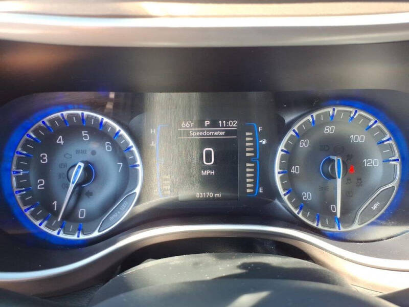 2017 Chrysler Pacifica Touring-L
