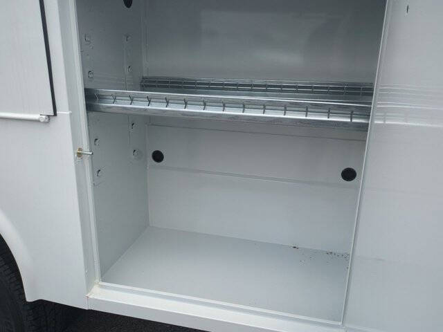 2025 Chevrolet Silverado 3500HD CC