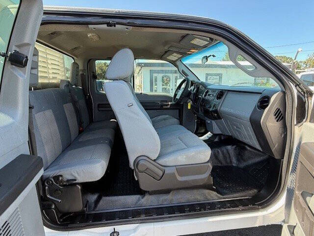 2015 Ford F-350 Super Duty XL