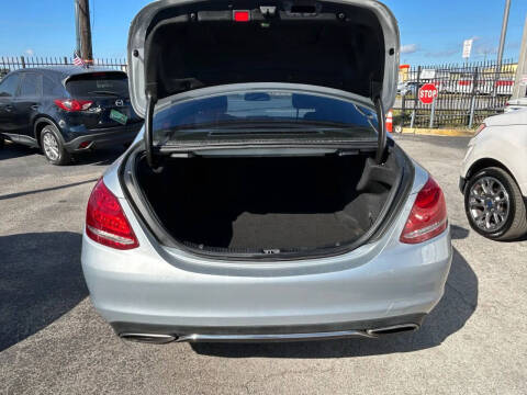 2016 Mercedes-Benz C-Class