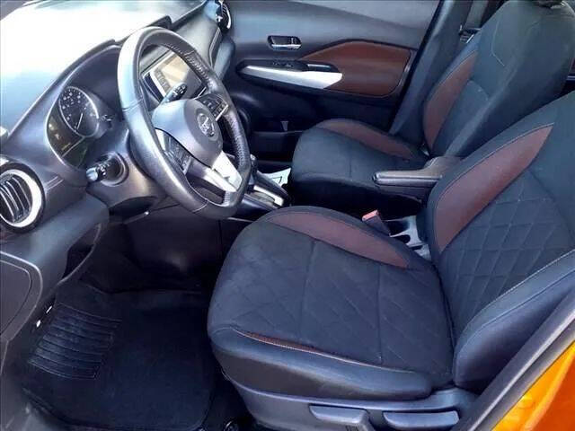 2020 Nissan Kicks SR