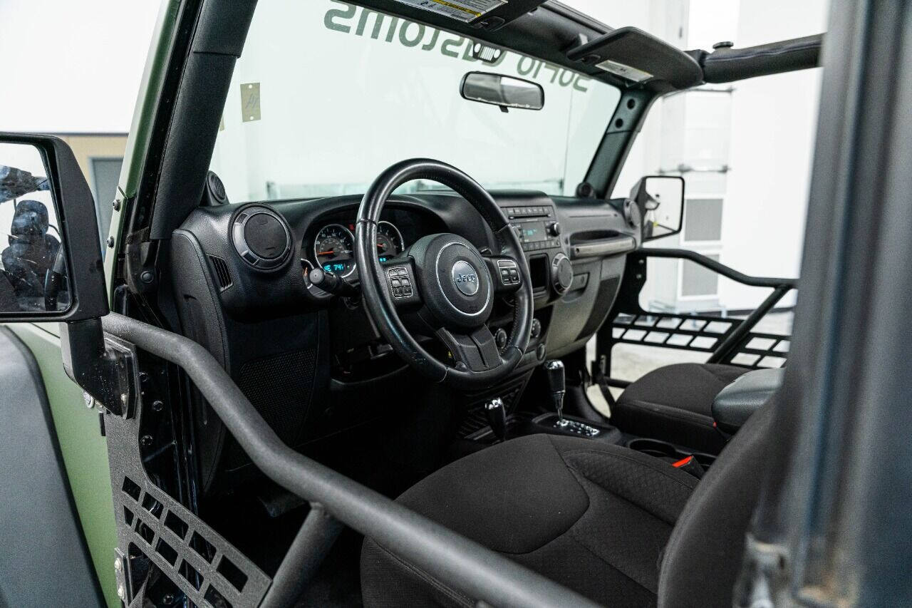 2013 JEEP Wrangler SUV / Crossover - $24,999
