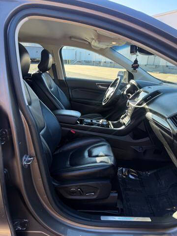 2019 Ford Edge Titanium