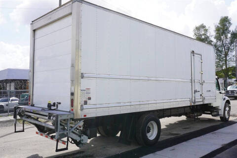 2018 Freightliner M2 106