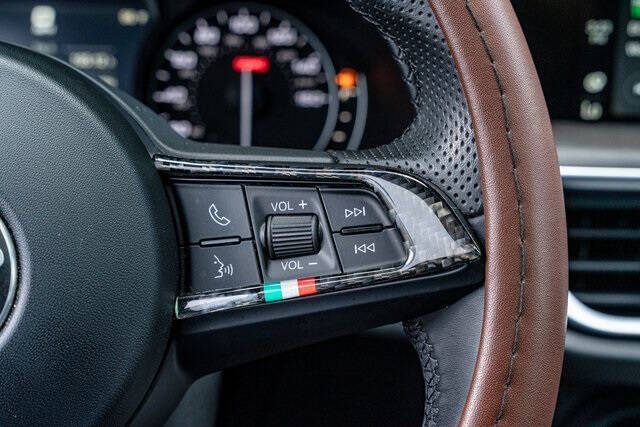 2022 Alfa Romeo Stelvio Ti