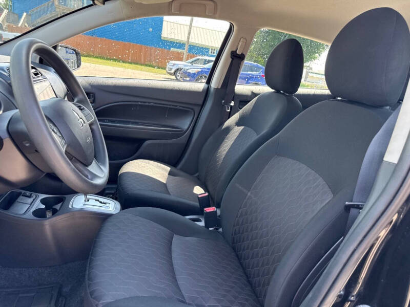 2024 Mitsubishi Mirage ES