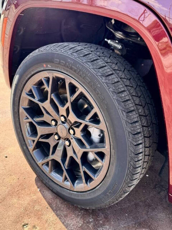 2025 Jeep Grand Cherokee Summit