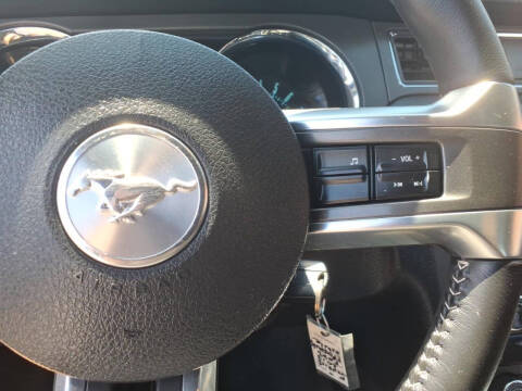 2013 Ford Mustang V6