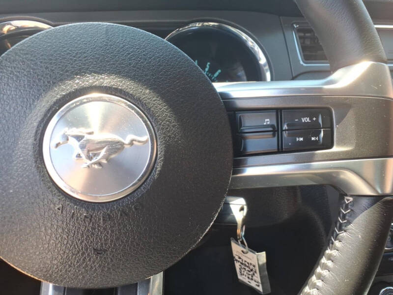 2013 Ford Mustang V6