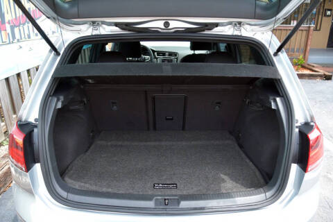 2017 Volkswagen Golf GTI S