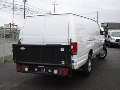 2014 Ford E-Series E-350 SD