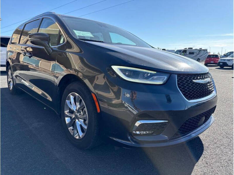 2021 Chrysler Pacifica Touring L