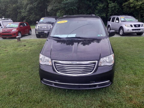 2016 Chrysler Town and Country for sale at Dun Rite Car Sales in Cochranville PA
