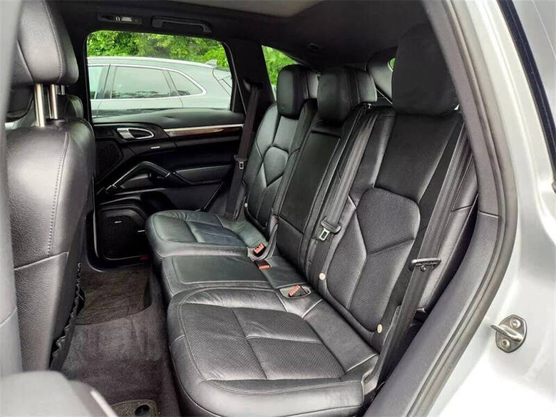 2012 Porsche Cayenne Tiptronic