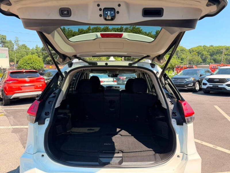 2019 Nissan Rogue SV