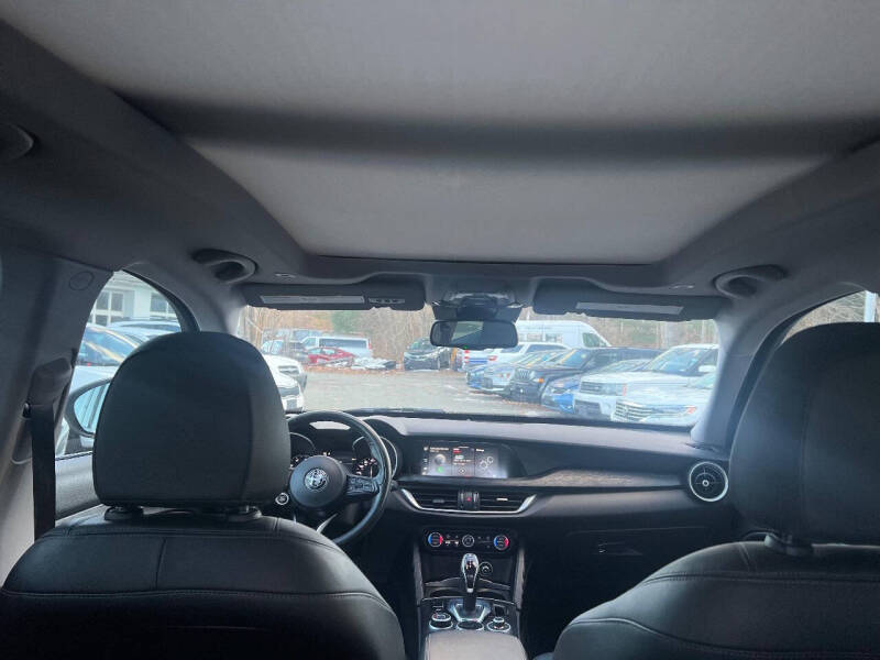 2020 Alfa Romeo Stelvio Sport