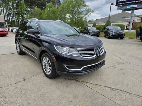 2017 Lincoln MKX for sale at Smithfield Auto Center LLC in Smithfield NC