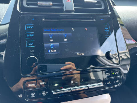 2018 Toyota Prius Two