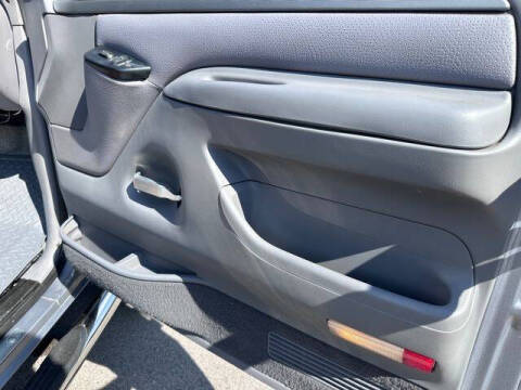 1995 Ford Bronco XLT