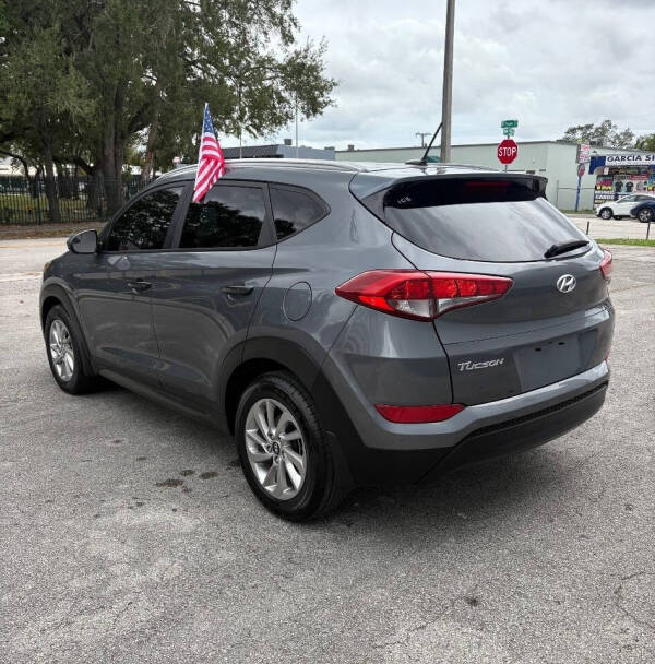 2016 Hyundai Tucson SE