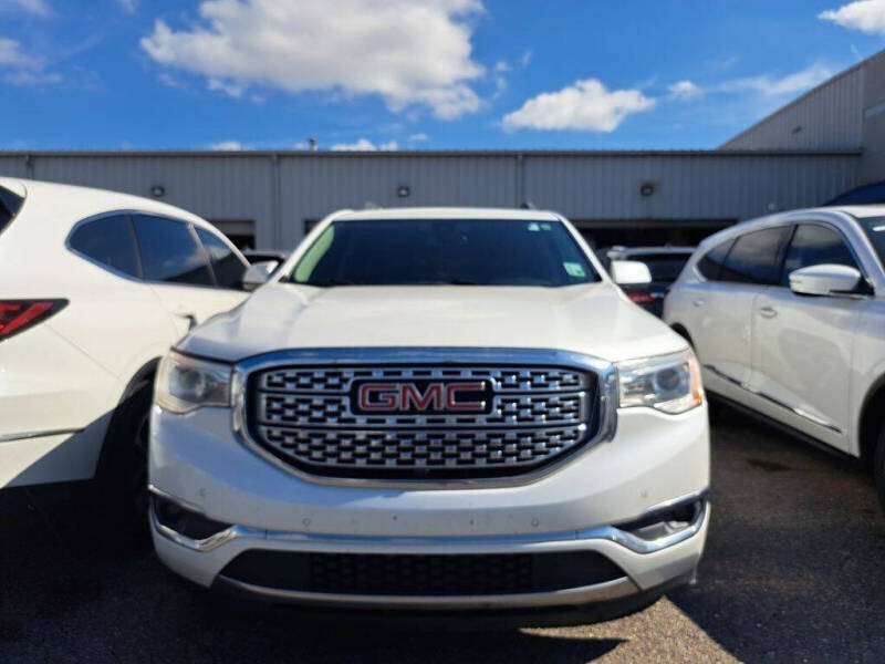 2017 GMC Acadia Denali