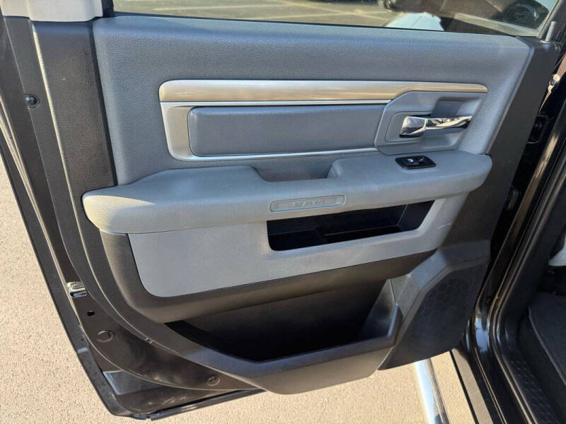 2016 RAM 1500 Big Horn