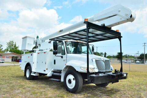 2007 International DuraStar 4300 for sale at American Trucks and Equipment in Hollywood FL